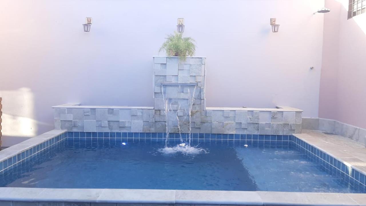 Caliandra Casa De Temporada Villa ปิเรนนอโปลิส ภายนอก รูปภาพ